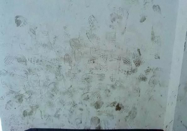 乳膠漆墻面腳印怎么去?友情漆為你出方案 乳膠漆墻面腳印怎么去?友情漆為你出方案