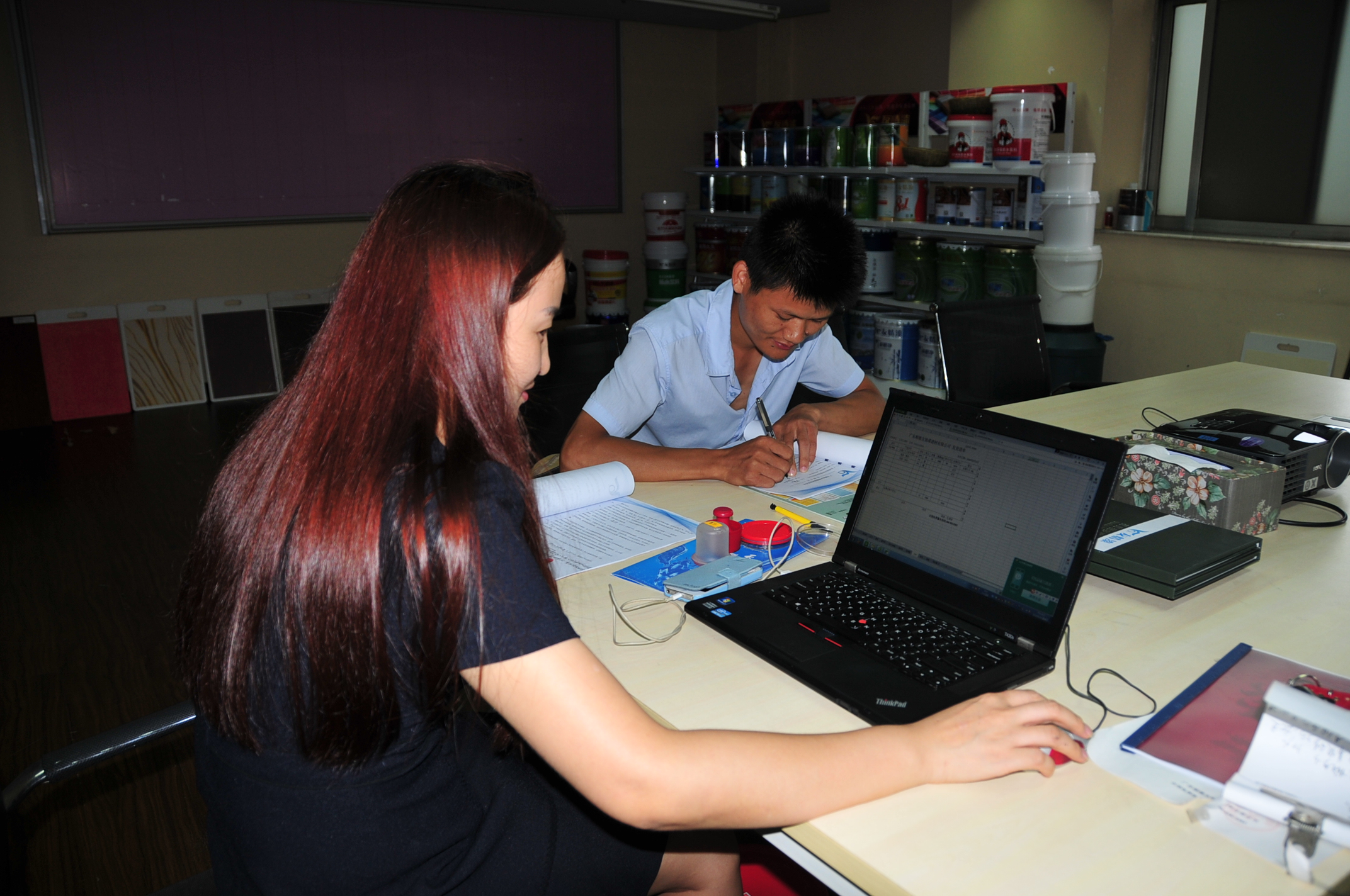 客戶信任支持，激勵友情漆追求不已