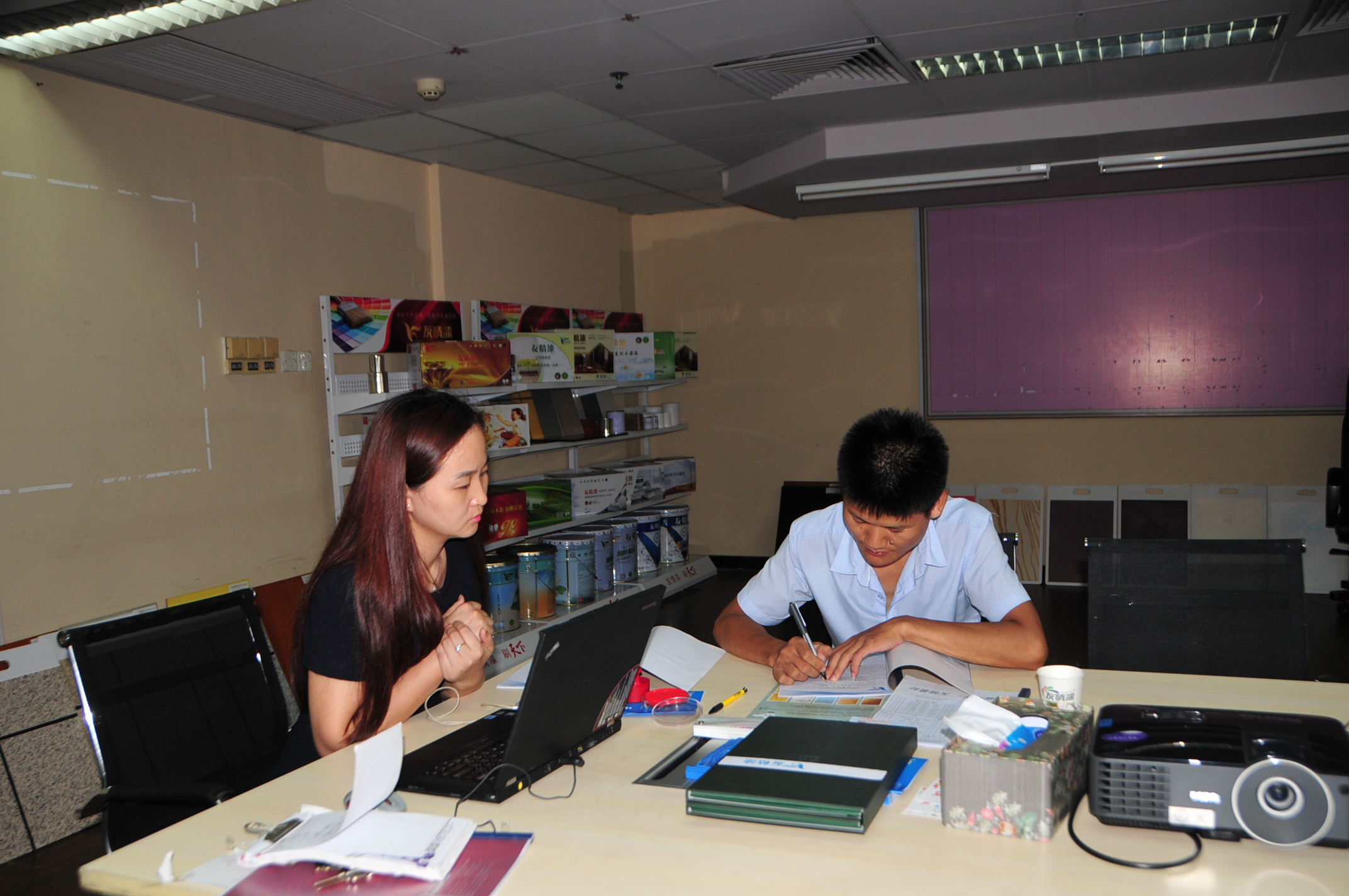 客戶信任支持，激勵友情漆追求不已