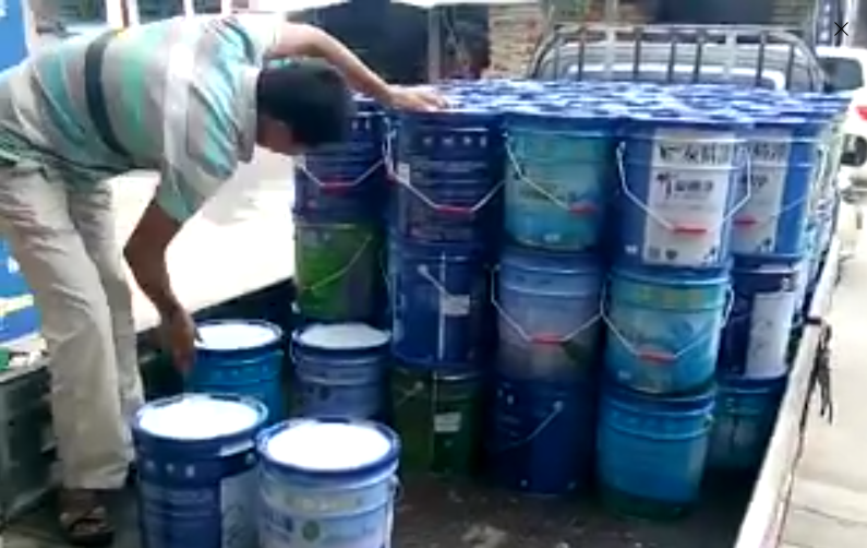 服務(wù)客戶，友情漆樣樣做足100分